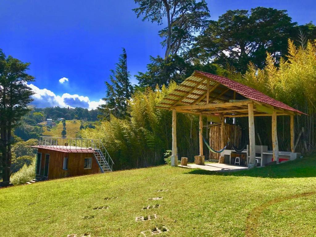 Vrt pred nastanitvijo Cabaña Mountain View