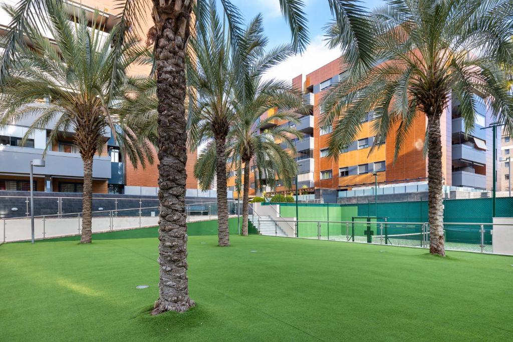 Booking.com: APARTAMENTO CRIS I ,Piscina-Gym & Parking ...