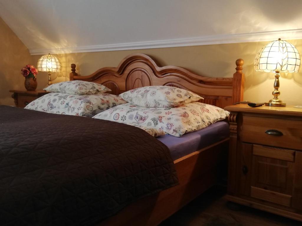Postel nebo postele na pokoji v ubytování Bóbita Apartmanház
