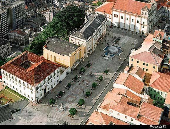  APARTAMENTO NO PELOURINHO