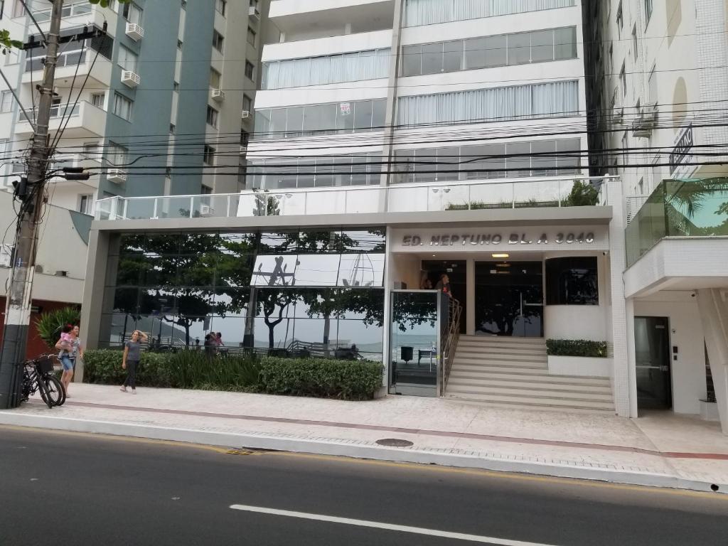  Cobertura Frente Mar