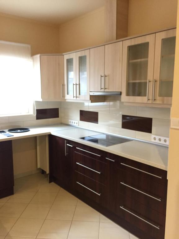 Cucina o angolo cottura di Budapest Airport , accommodation in Vecsés