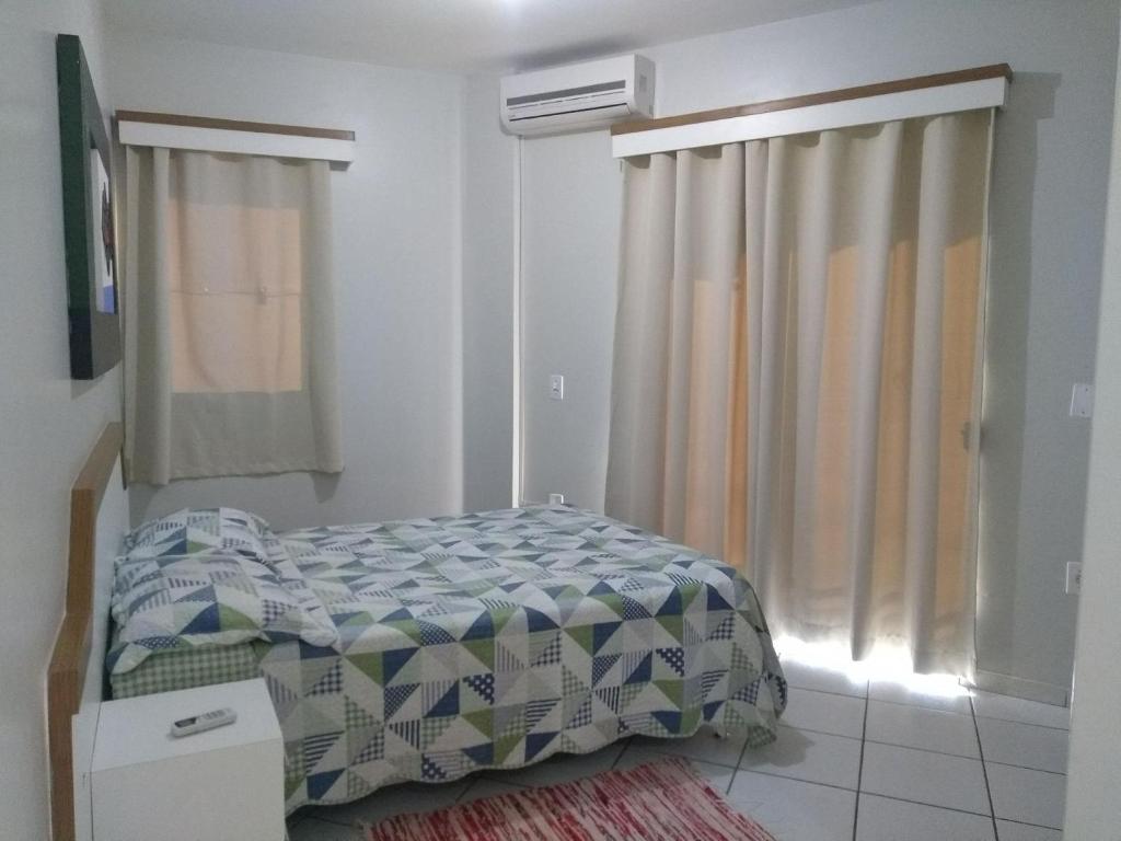  Ed. Ana Paula - Apartamentos com 1 dormitório