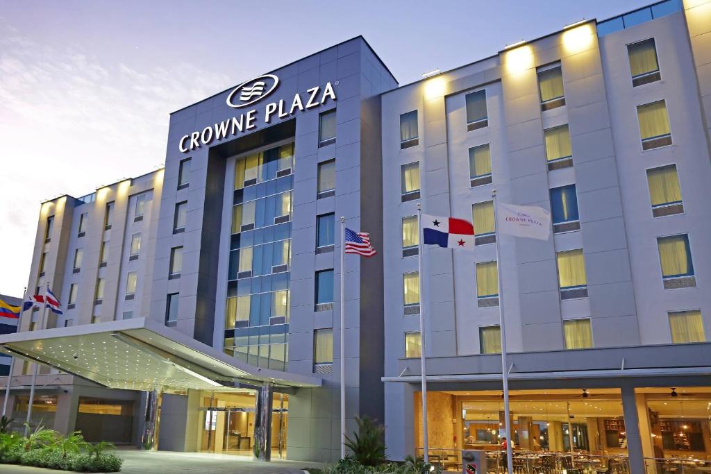 uma representação do hotel Crown Plaza em Filadélfia em Crowne Plaza Airport, an IHG Hotel em Tocumen