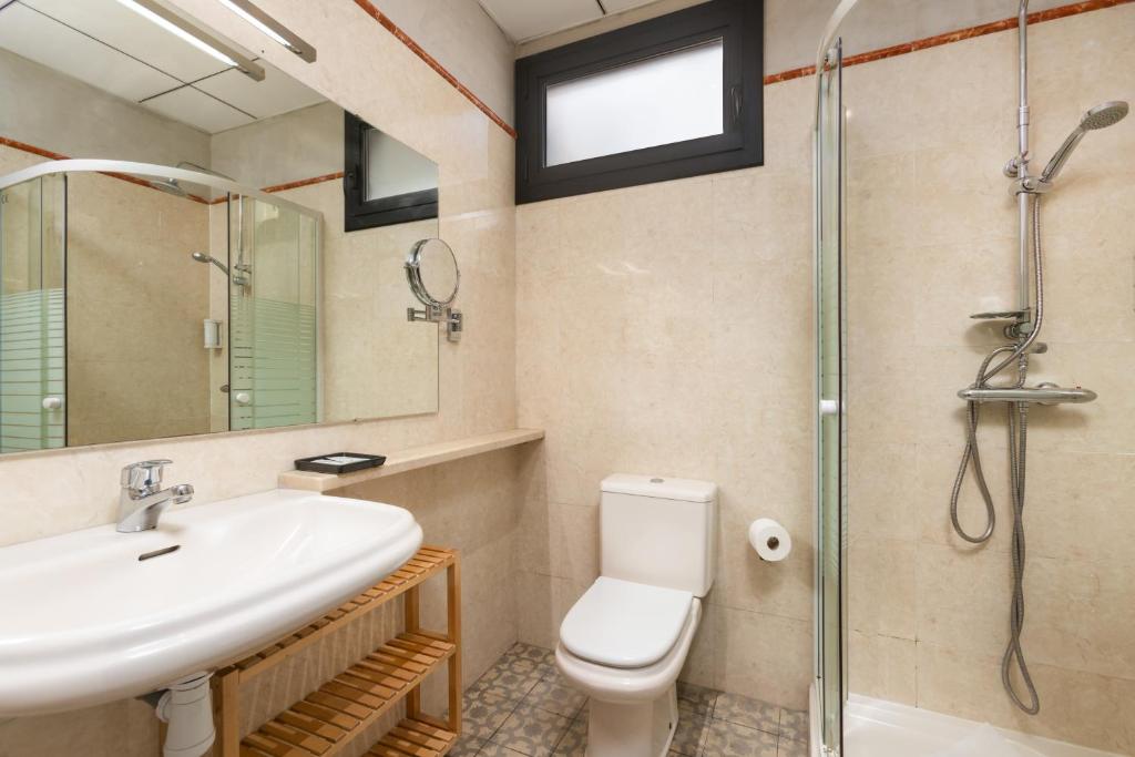 Apartamentos DV, Barcelona – Updated 2023 Prices