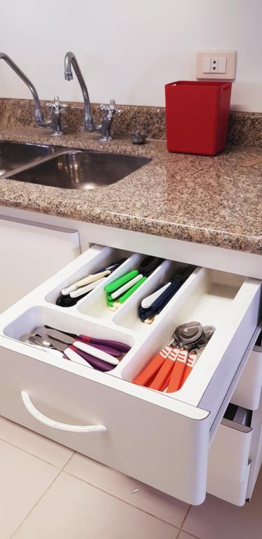  Cobertura Duplex c piscina e churrasqueira VISTA P MAR a 250 m da praia Guarujá Enseada