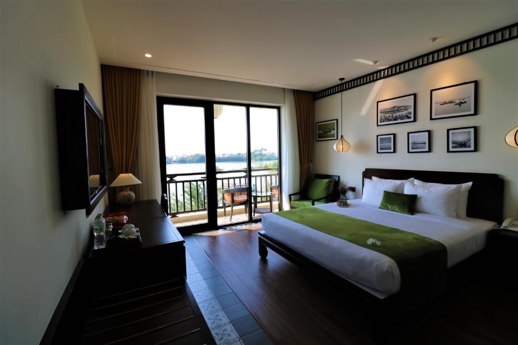 Roxana River Villa - 19