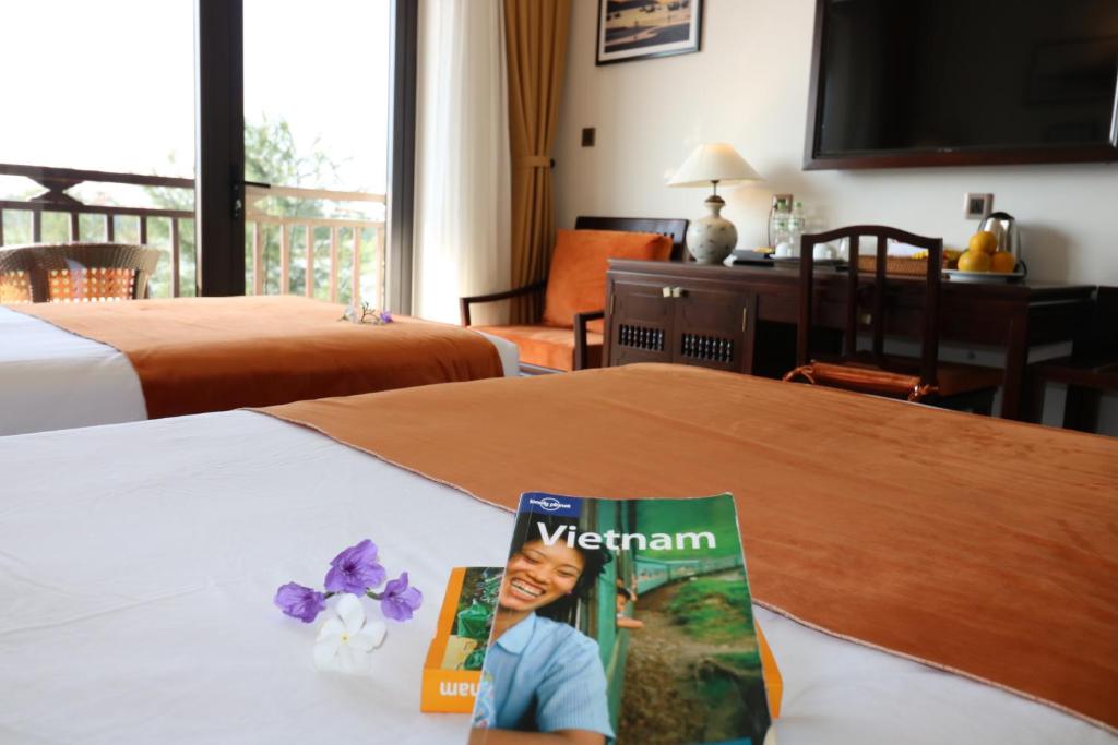 Roxana River Villa - 8