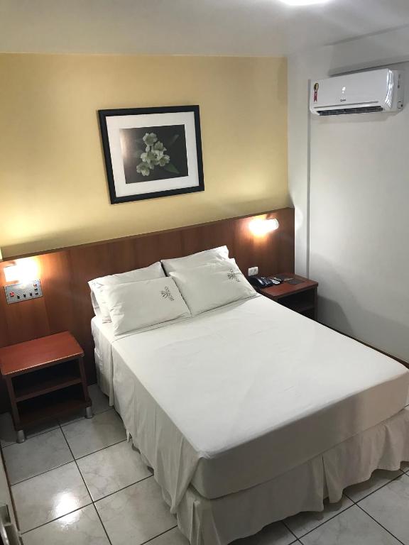  Brumado Hotel