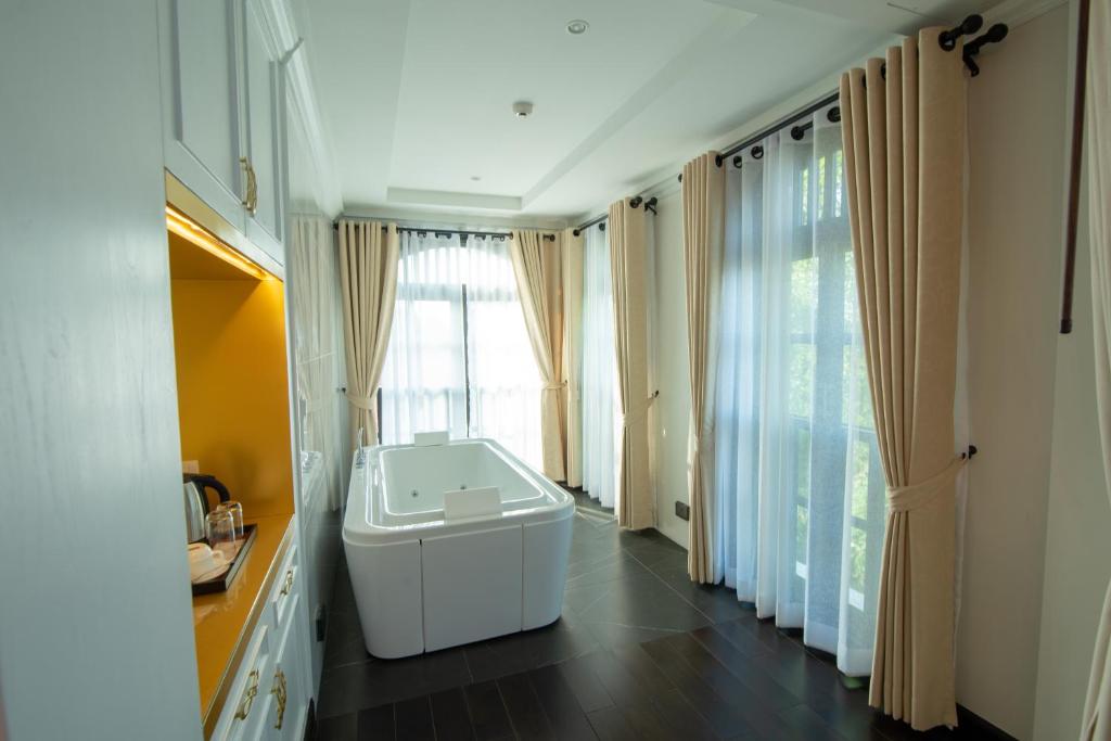 Nanta Glam CM Hotel & Residences - Resim 32