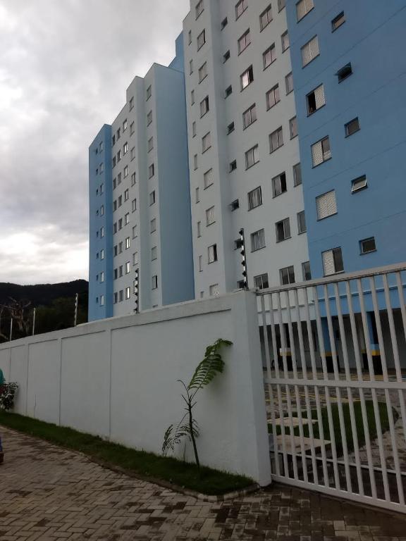  apto. martim de sá 2 dor. 8 pessoas doni