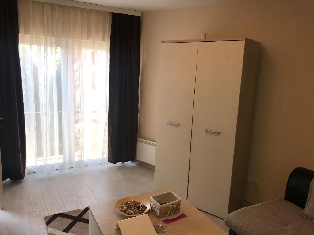 Kopaonik apartmani u Kraljevim Čardacima , Čar 27 i 6-13 - 公寓