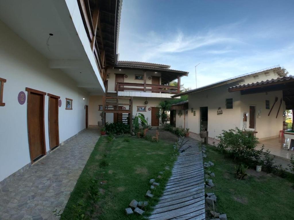  João Praia Hotel