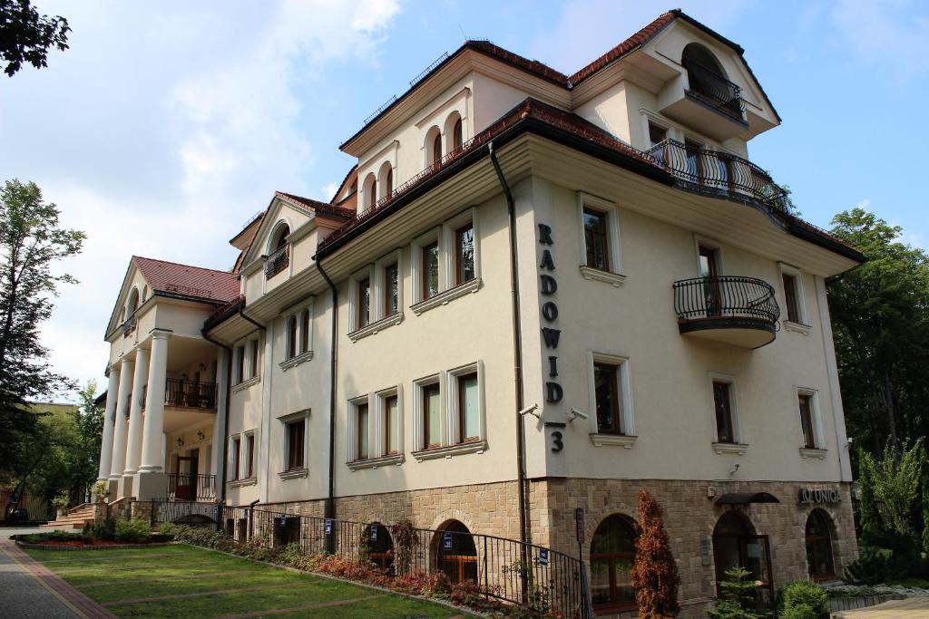Budova, v ktorej sa apartmán nachádza