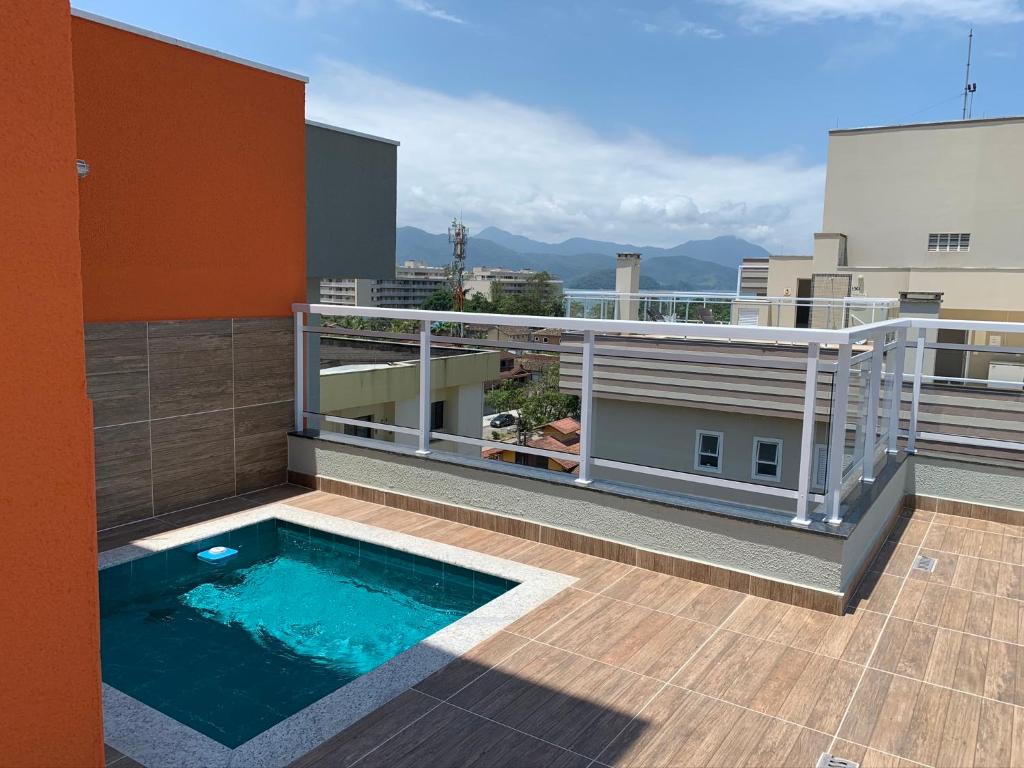  Apto Condomínio Vila Monrealle