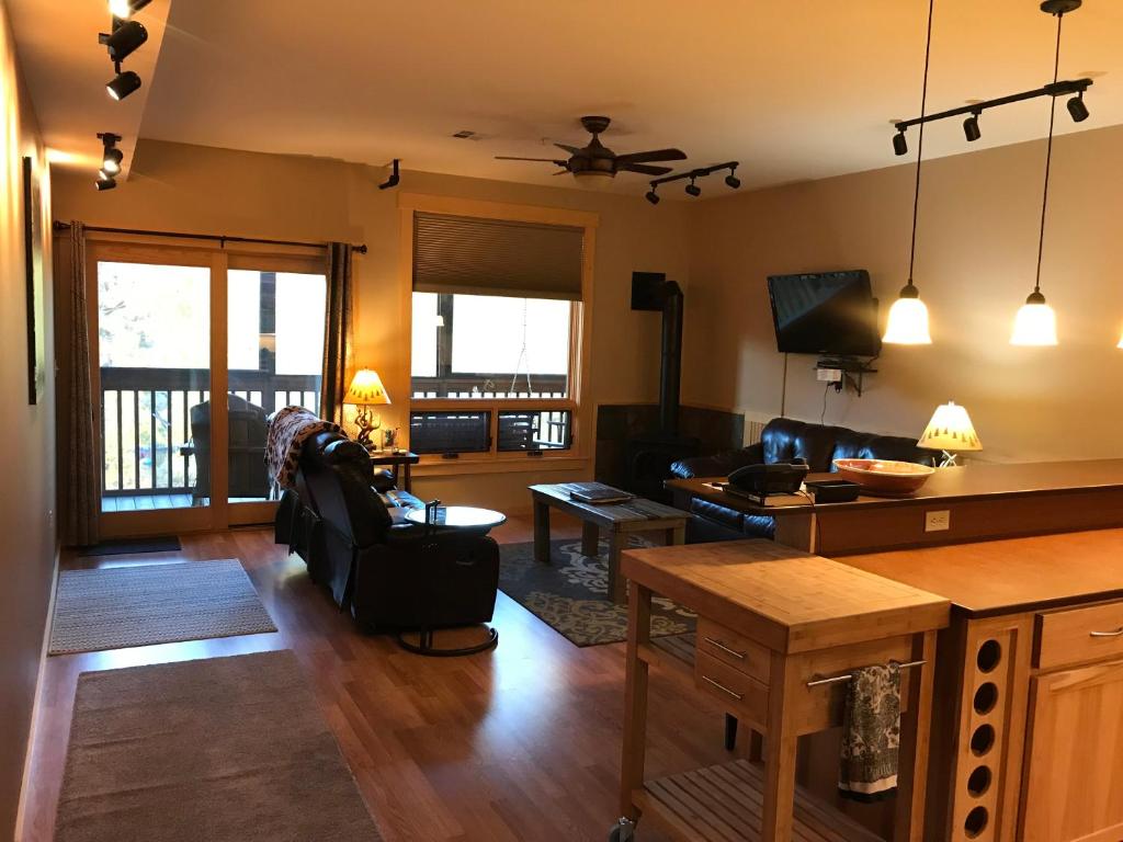 Posezení v ubytování Twisp River Suites