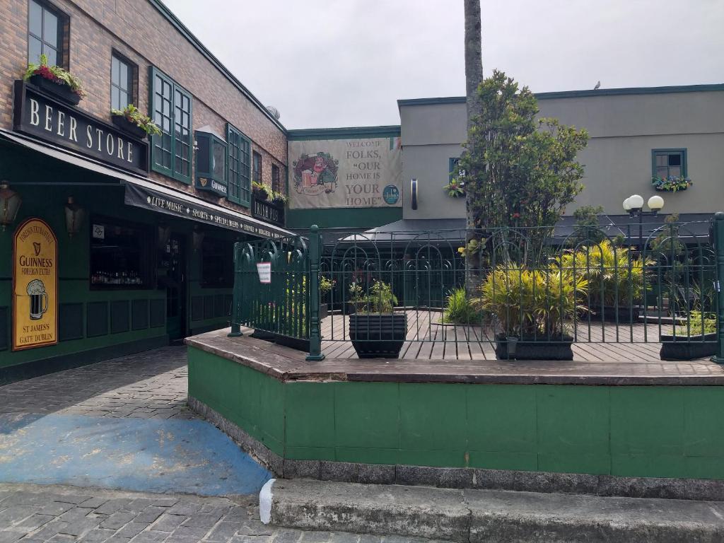  Guaruja Enseada a Beira da Praia ao Lado do Shopping