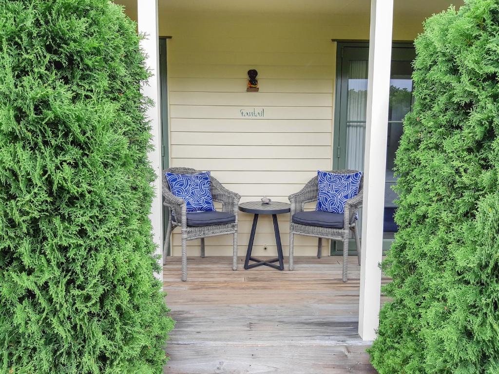 Clive Colonial Cottages - Superior Cottage