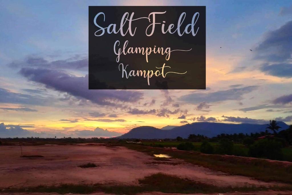 Photo de la galerie de l'établissement Salt Field Glamping, à Kampot