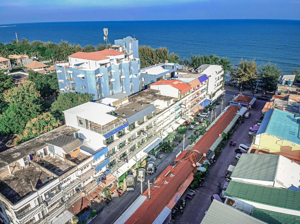 The Beach Cha Am Guest House Cha Am Updated 2021 Prices
