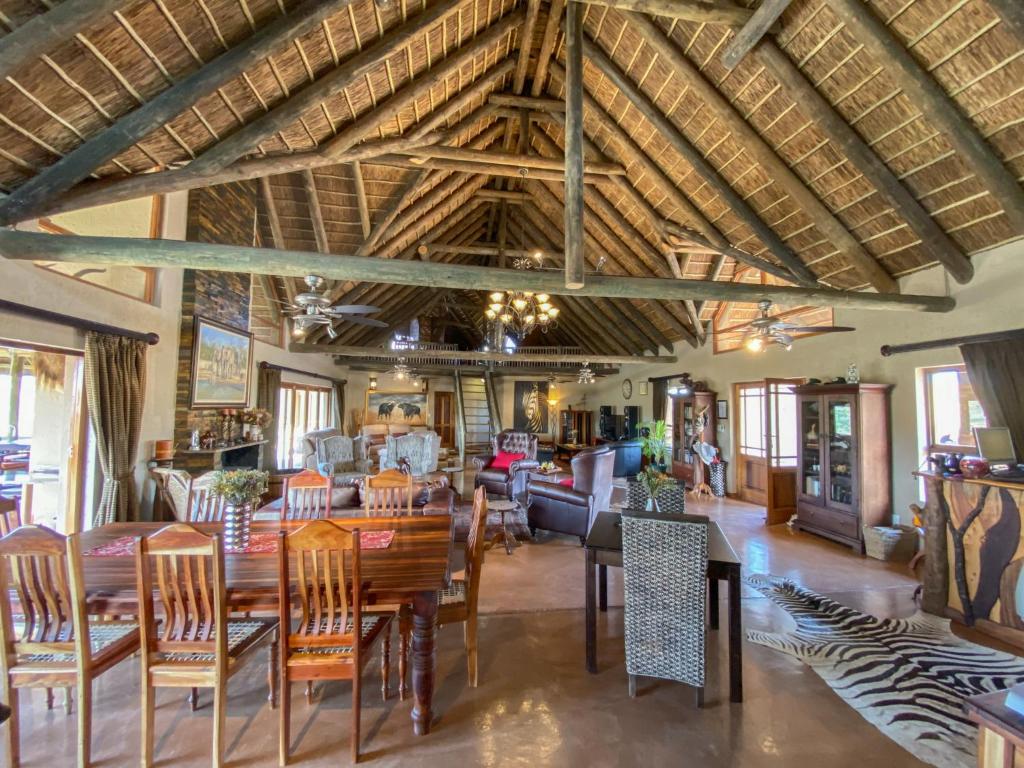 Restaurace v ubytování Hartenbos Private Game Lodge