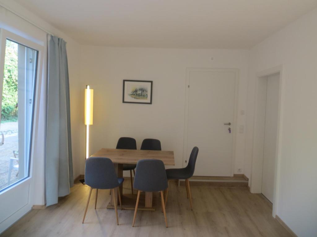 A seating area at City Apartment Amadeus