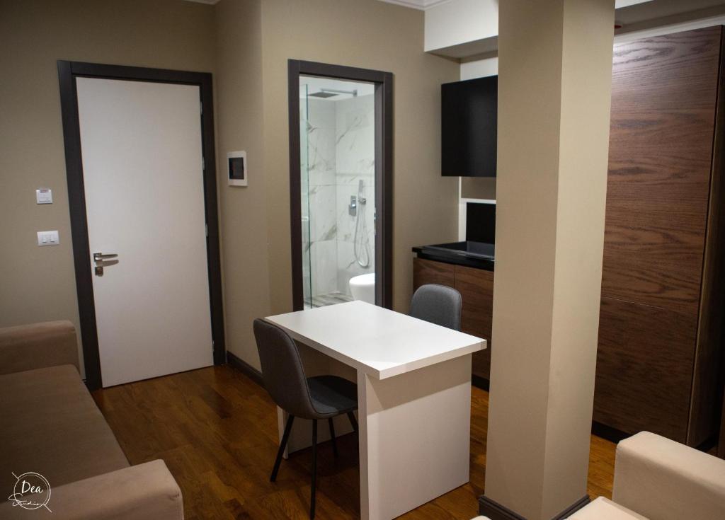Suite Terrace Rooms & Apartments - Chambre Double Avec Balcon (2 Adultes + 1 Enfant)