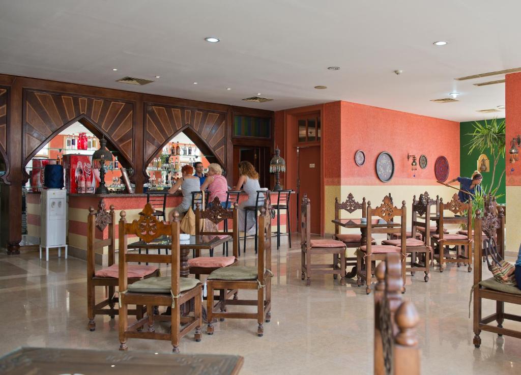 Restaurace v ubytování Amphoras Blu