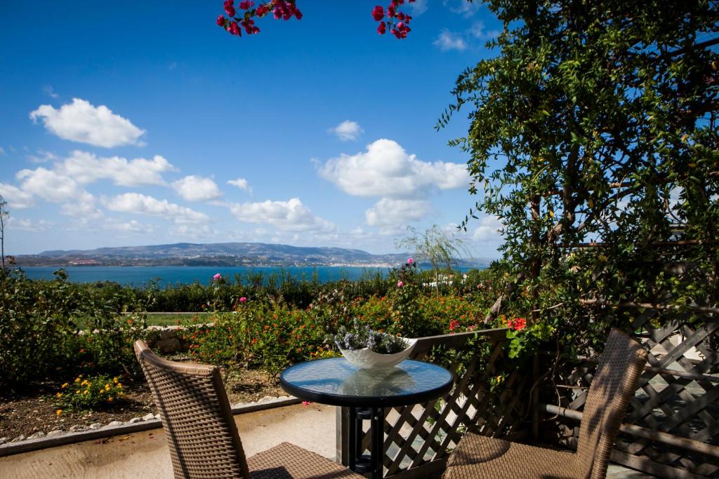 Dionysos Village Resort - 9