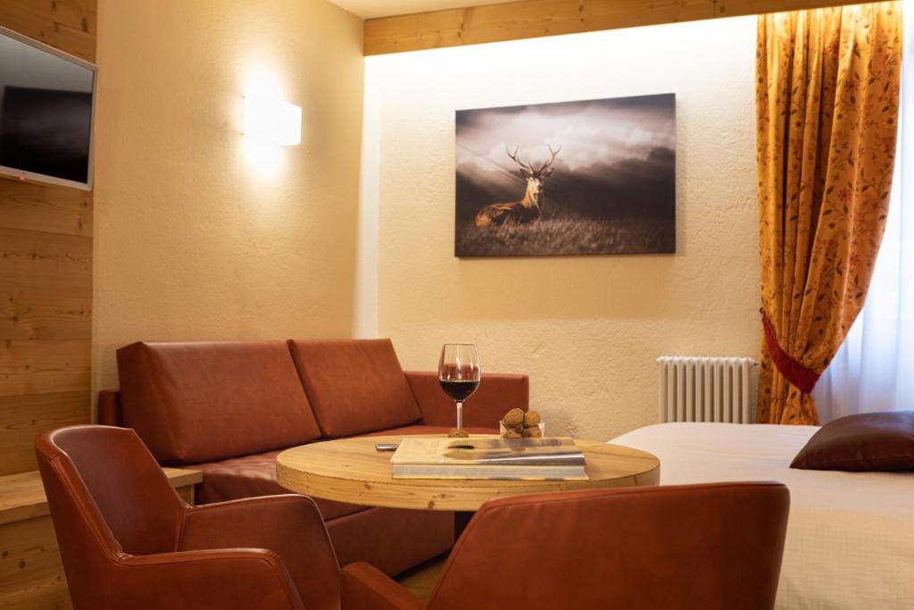 Posezení v ubytování Hotel Petit Tournalin