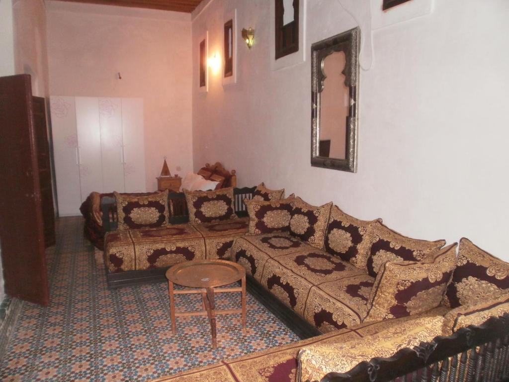 Posezení v ubytování Chez L'habitant Boueden