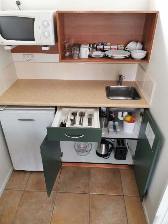 Bks Egmont Motor Lodge - Resim 24