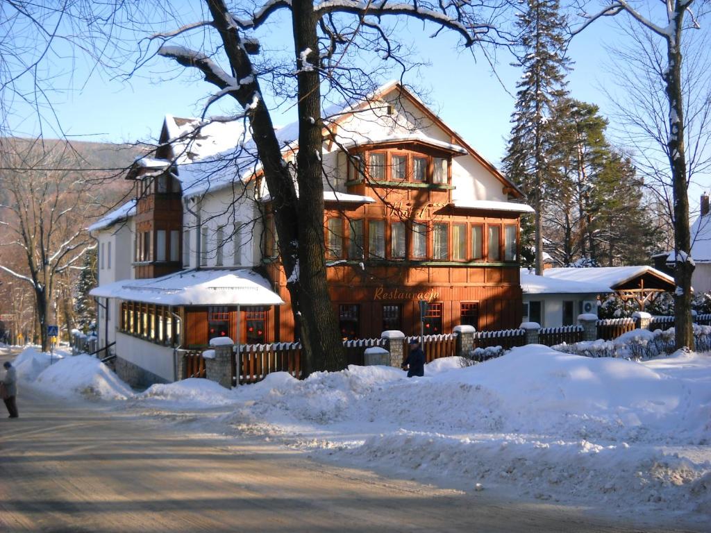 Fotografia z galérie ubytovania Hotel Świeradów v destinácii Świeradów-Zdrój