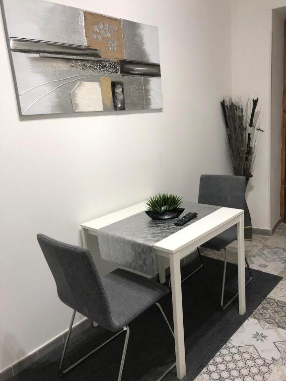 Kuchyňa alebo kuchynka v ubytovaní Gargallo Suite Ortigia