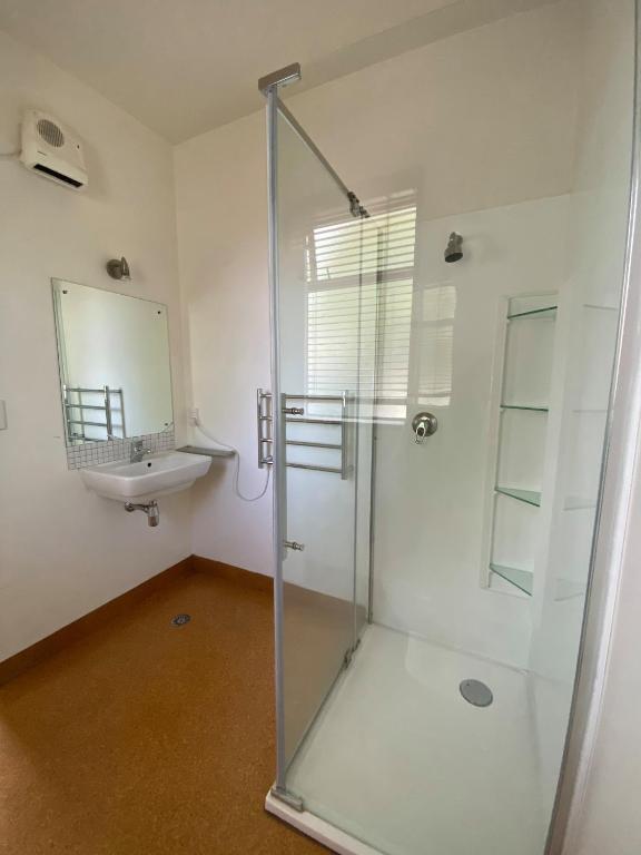 Bagno di On Top Backpackers