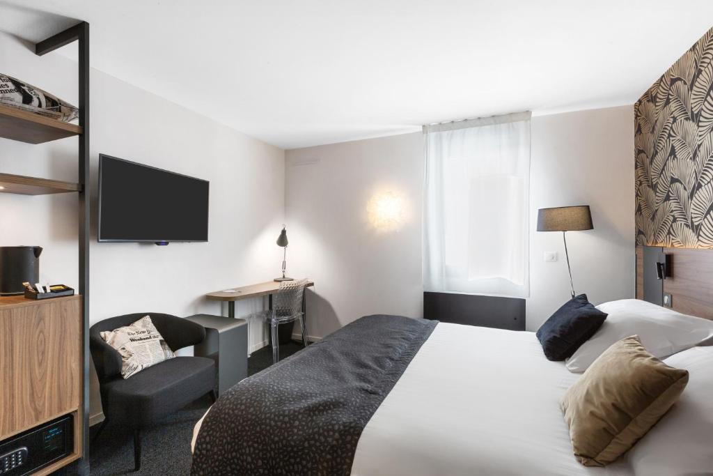 Postel nebo postele na pokoji v ubytování Best Western Plus Europe Hôtel Brest