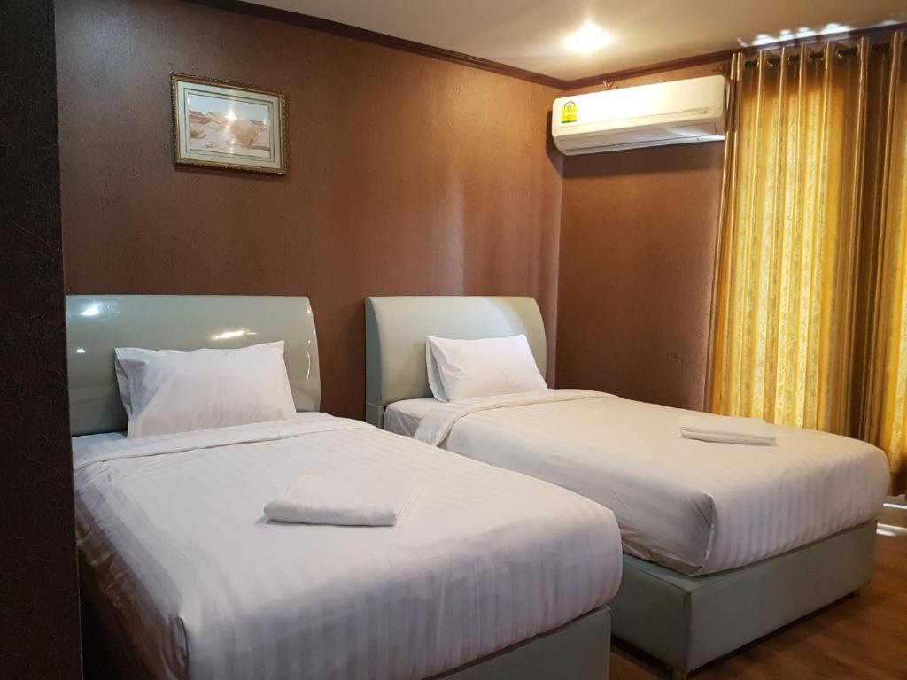 Sinnakhone Hotel - Housity