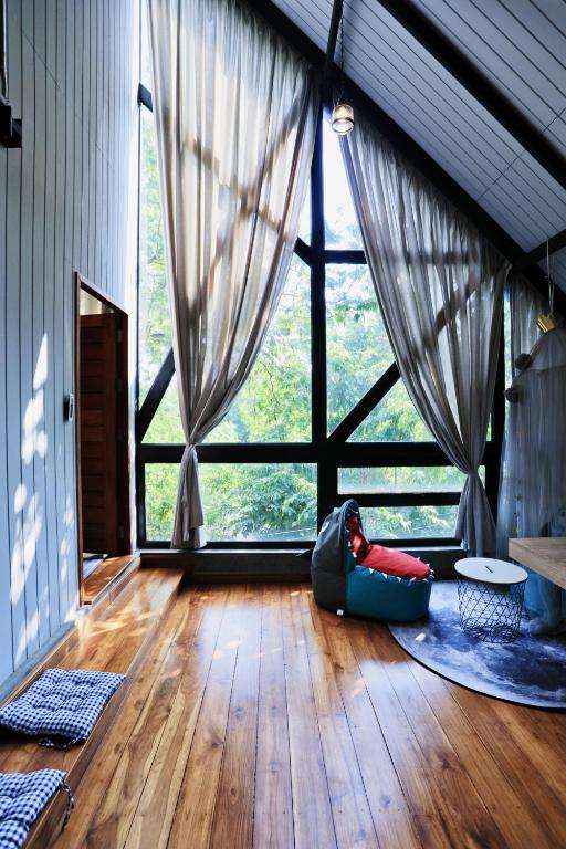 Yellow Pillow village - Resim 43