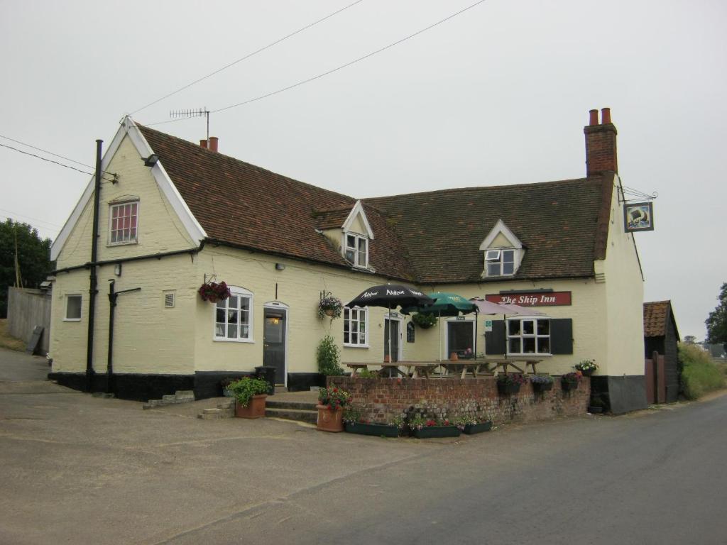Gallery image of The Ship Inn in Blaxhall