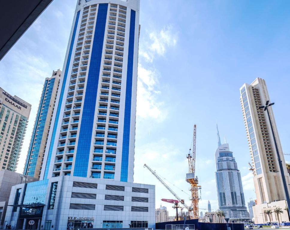 Near Burj Khalifa, DownTown - Burj Al Nujoom - Standard Studio