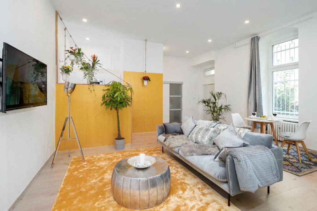 Cozy Einstein - One-Bedroom Apartment