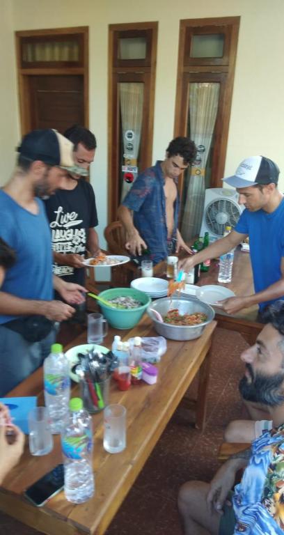 Majutusasutuse Arrys Watukarung Surfcamp külastajad