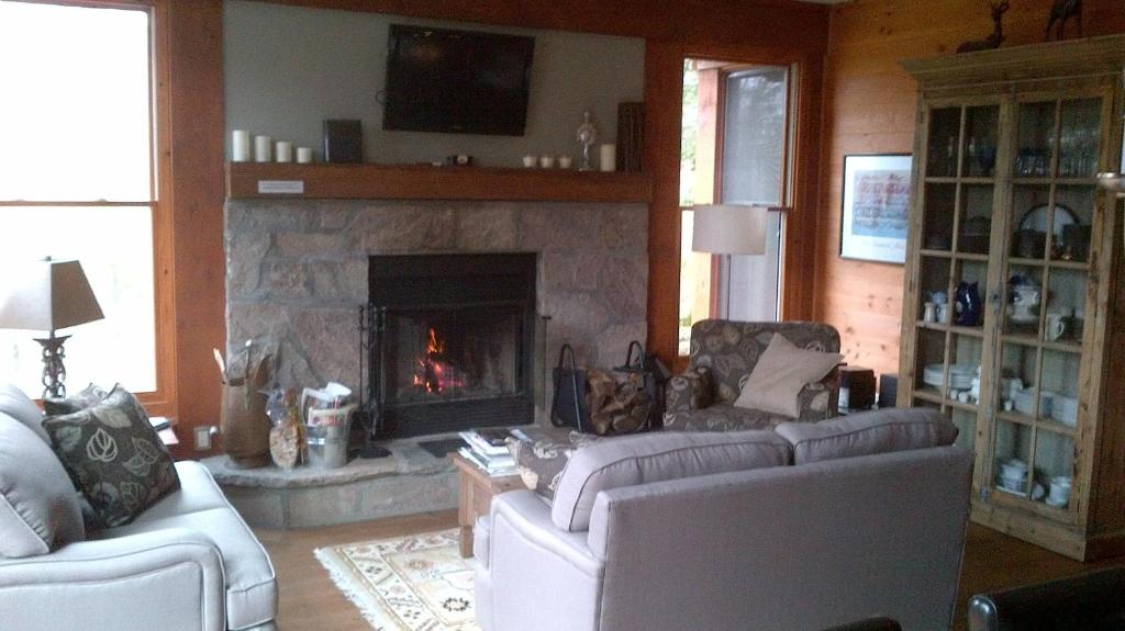 Posezení v ubytování Chalet F116 Mont-Tremblant Nord