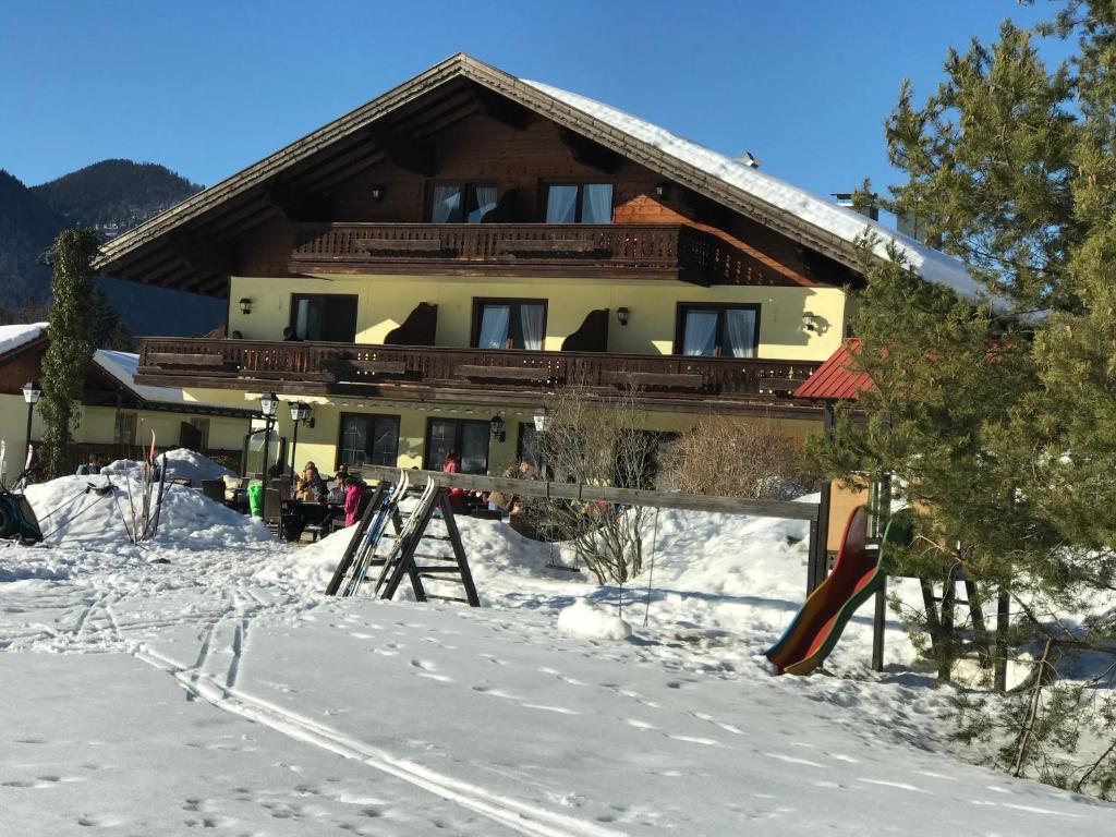 DEVA Hotel-Restaurant Fischerwirt inklusive Chiemgau Card v zimě