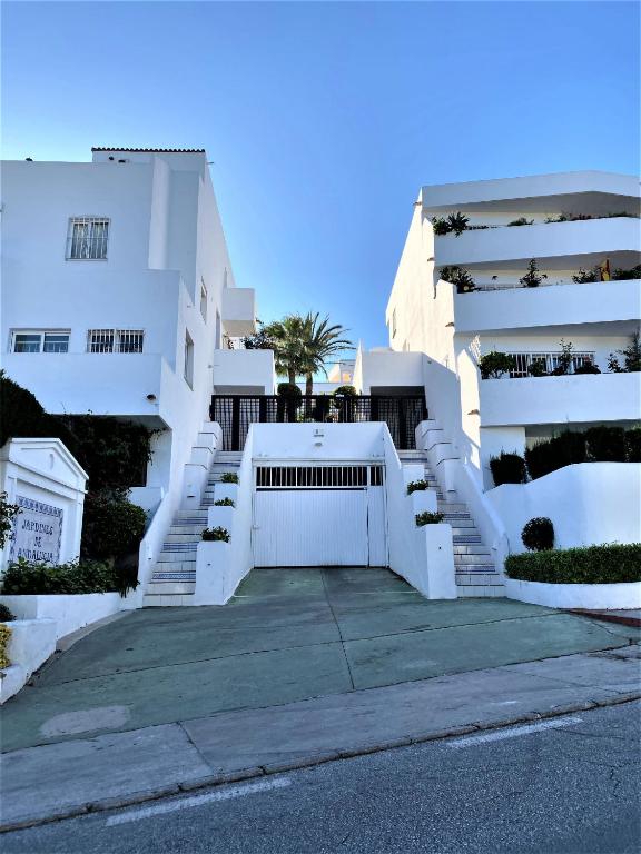 Jardines De Andalucía - EXQUISITE NEWLY RENOVATED, Marbella ...
