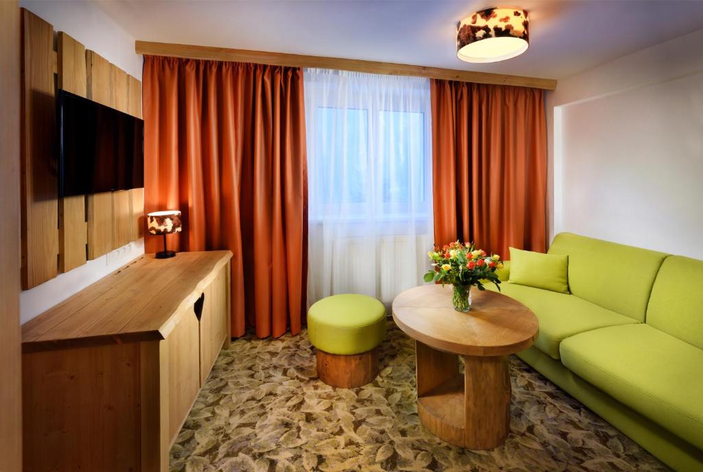 TV a/nebo společenská místnost v ubytování Hotel Srdiečko