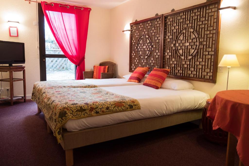 CITOTEL La Chaumière Roz-Aven - Chambre Lits Jumeaux Avec Terrasse