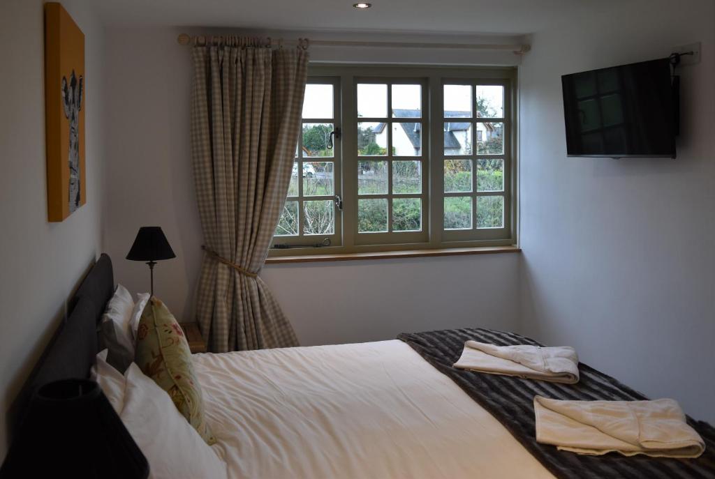 Three Horseshoes Country Inn - Superior Family Room