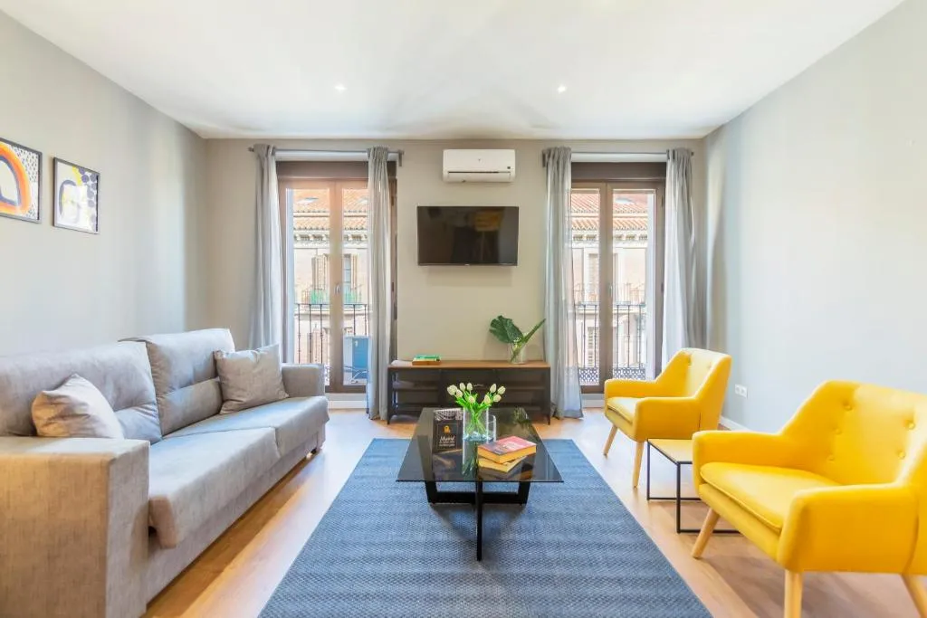 DOBO ROOMS CARMEN, Madrid, Spania