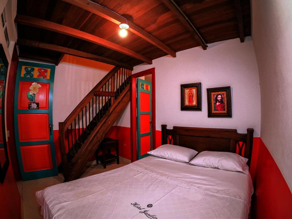 Postel nebo postele na pokoji v ubytování Jardín by Bernalo Hotels